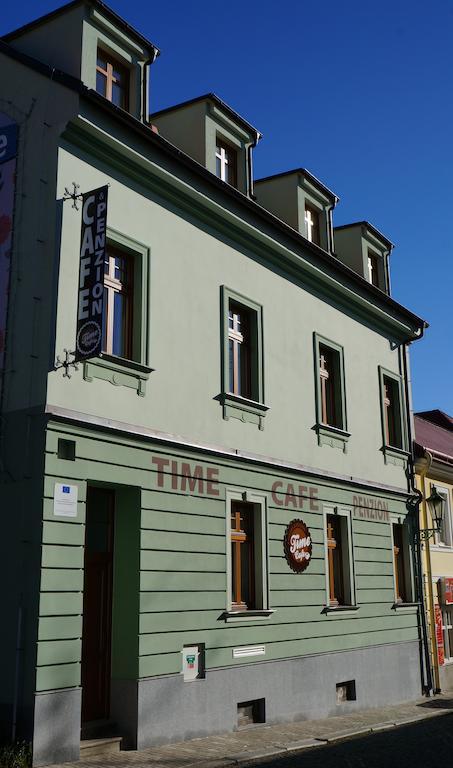 Time Cafe & Penzion Příbram Kültér fotó
